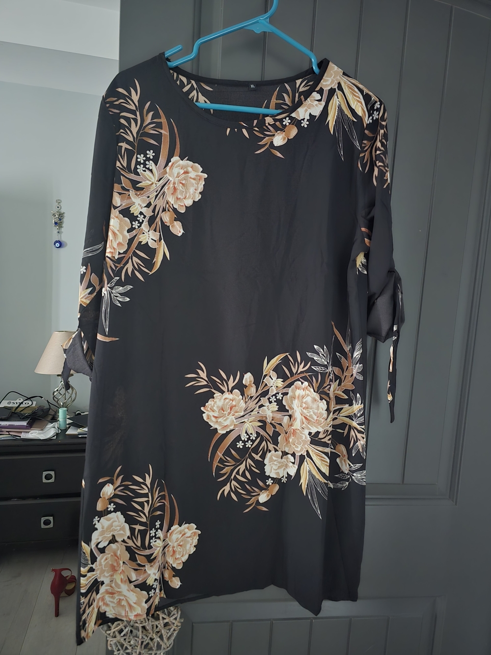 Floral Tie-Sleeve Women’s Dress in Black and Cream